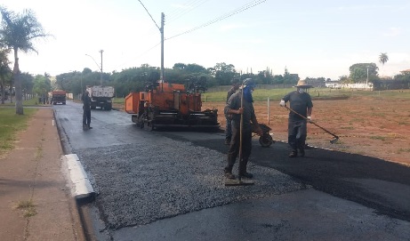 Com recapeamento e novas pontes, Avenida Washington Luís está sendo revitalizada
