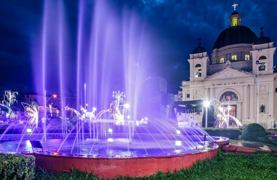 Praça do Santuário: um espetáculo de magia e beleza neste Natal Encantado