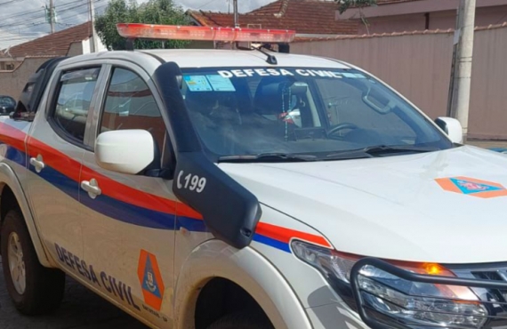 Equipes da Prefeitura atuam de forma imediata após forte temporal deste domingo