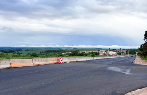 Tráfego na avenida Ayrton Senna é reorganizado para reduzir riscos de acidentes