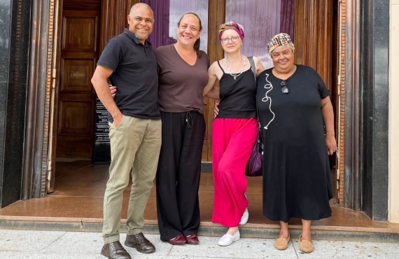 Antropóloga russa conhece acervo de Portinari e galeria de Arte Naïf em Batatais