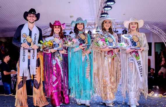 Concurso elege Corte que representará a 49ª Festa do Leite de Batatais