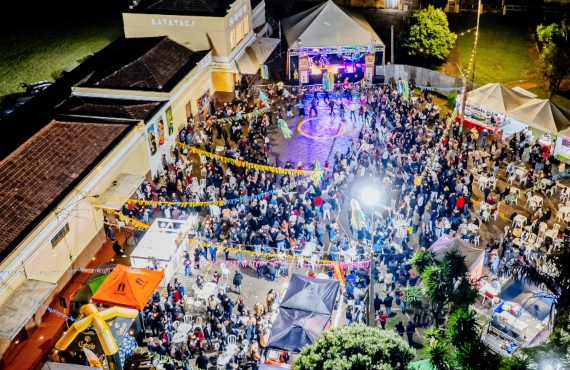 Arraiá de São João reúne grande público e consolida sucesso da 5ª edição em Batatais